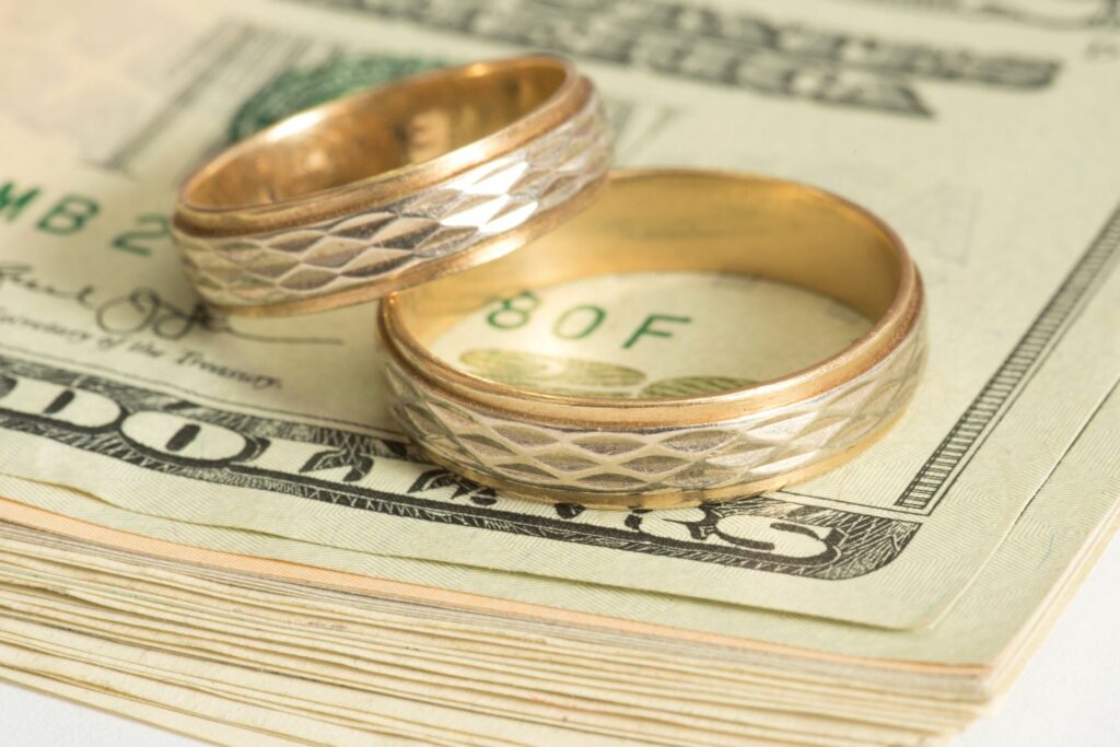 The Pros of Taking Out a Personal Wedding Loan